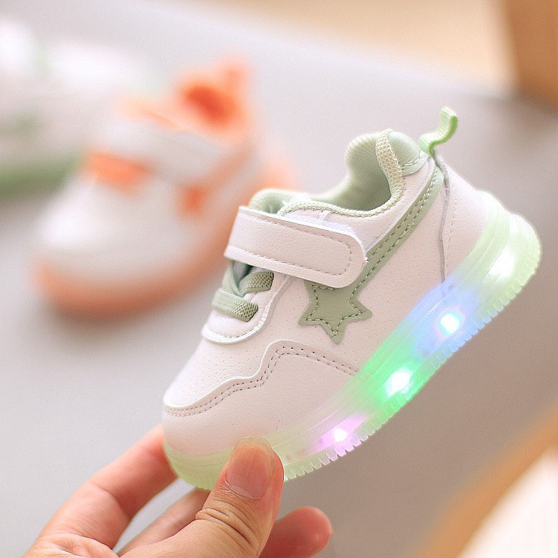 Baby-Led-Lights-Shoes-High-Quality-Girls-Boys-Soft-Bottom-Sneakers-Sports-Running-Excellent-First-Walkers.jpg
